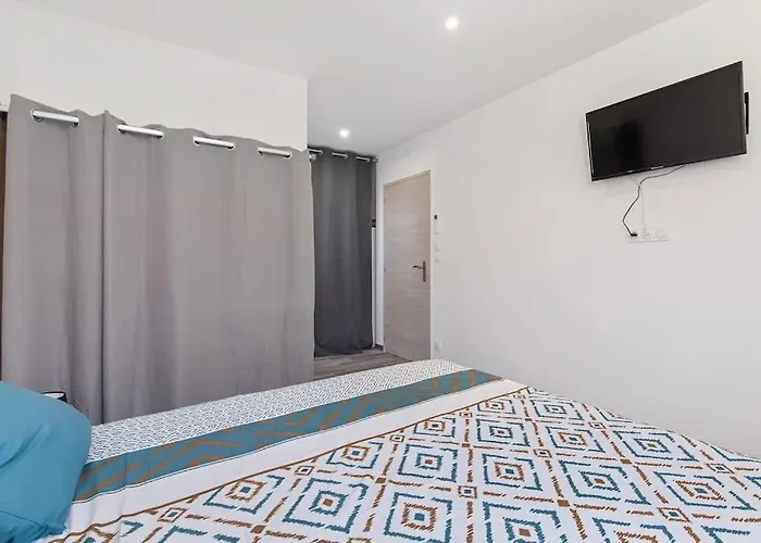 Villa Moon - 600M Plage - Clim - 6 Pers - Cap D\'Agde